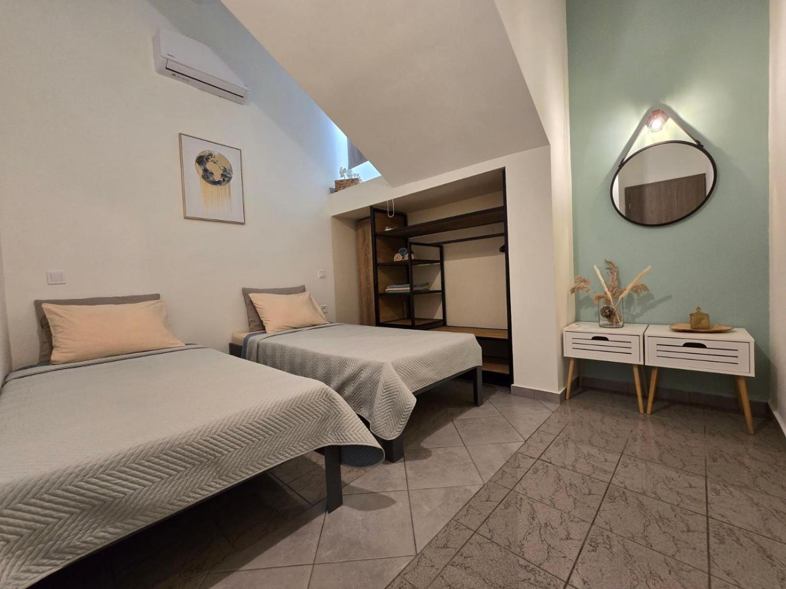 Apartament Filoxenia House *